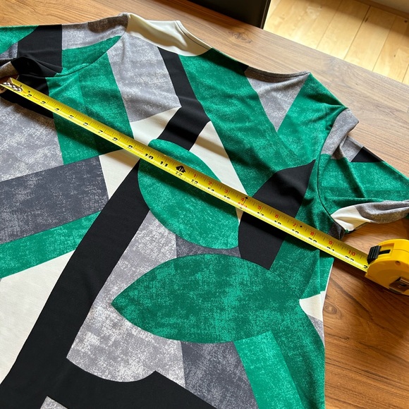 Sharkbite style tunic - Picture 5 of 7